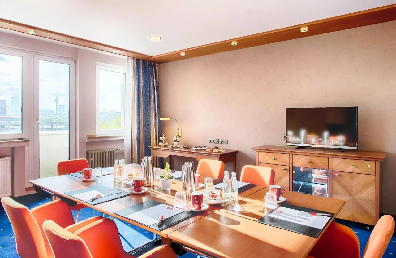 Leonardo Hotel Duesseldorf City Center 4*, Dusseldorf