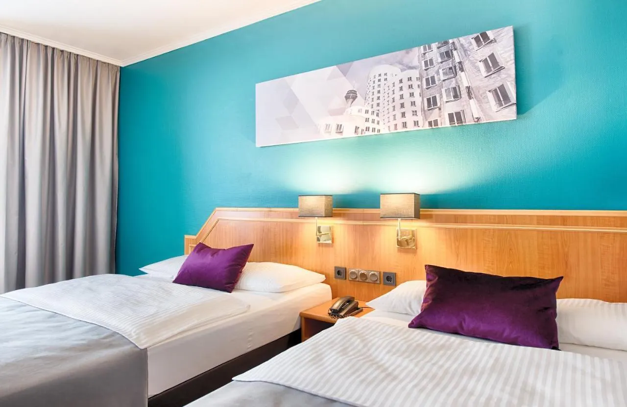 Leonardo Hotel Duesseldorf City Center  Dusseldorf